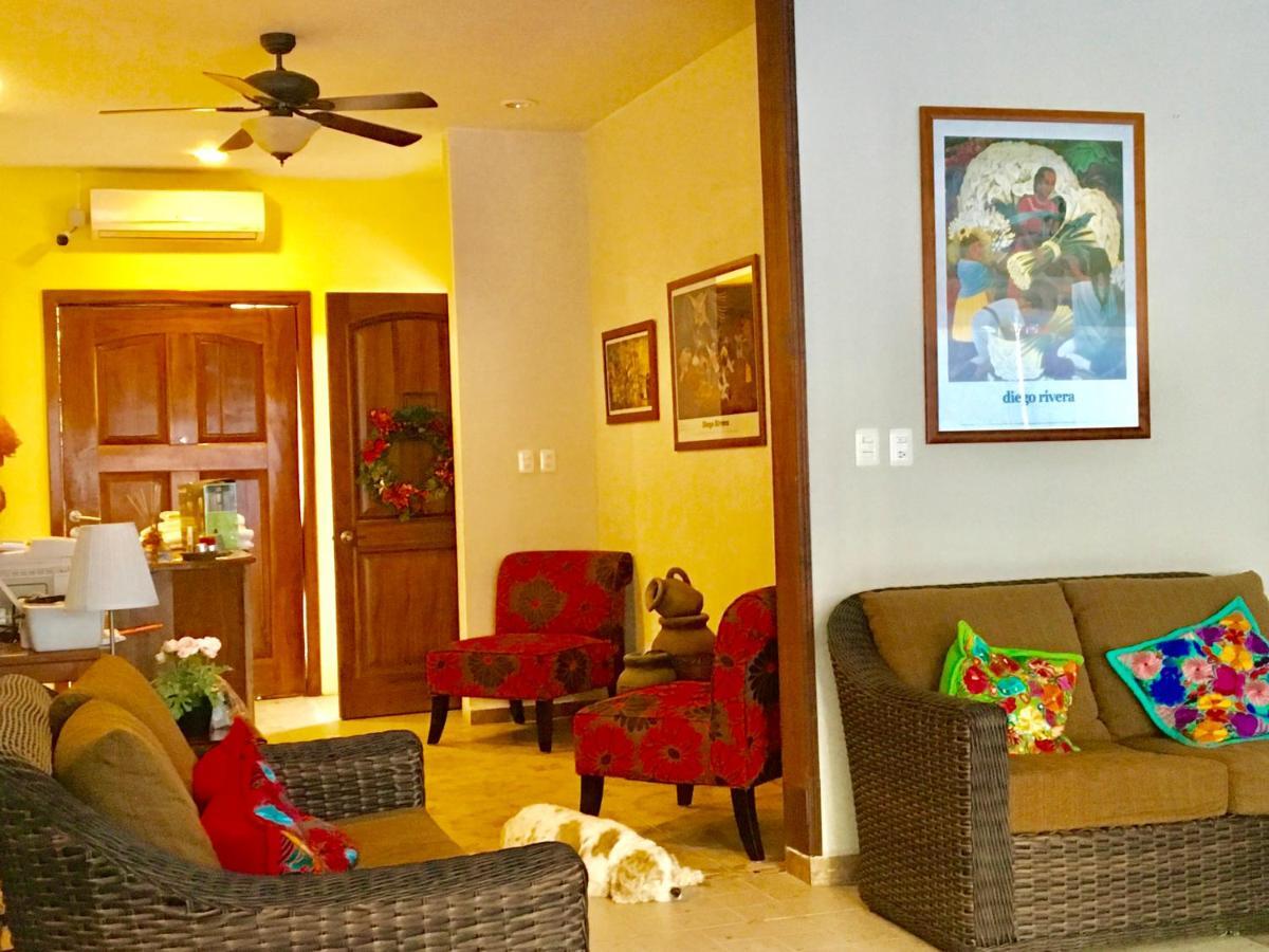 Casa Paloma Blanca Hostel Isla Mujeres Exteriör bild